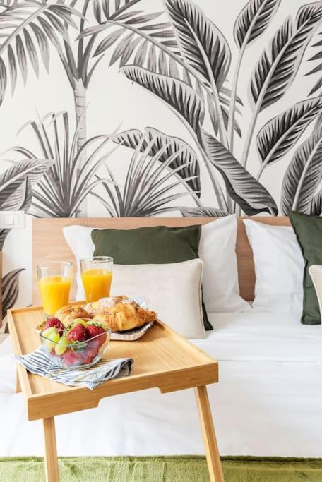 Апартаменты New Jungle & Charming Flat - Zona De Angeli Милан Экстерьер фото